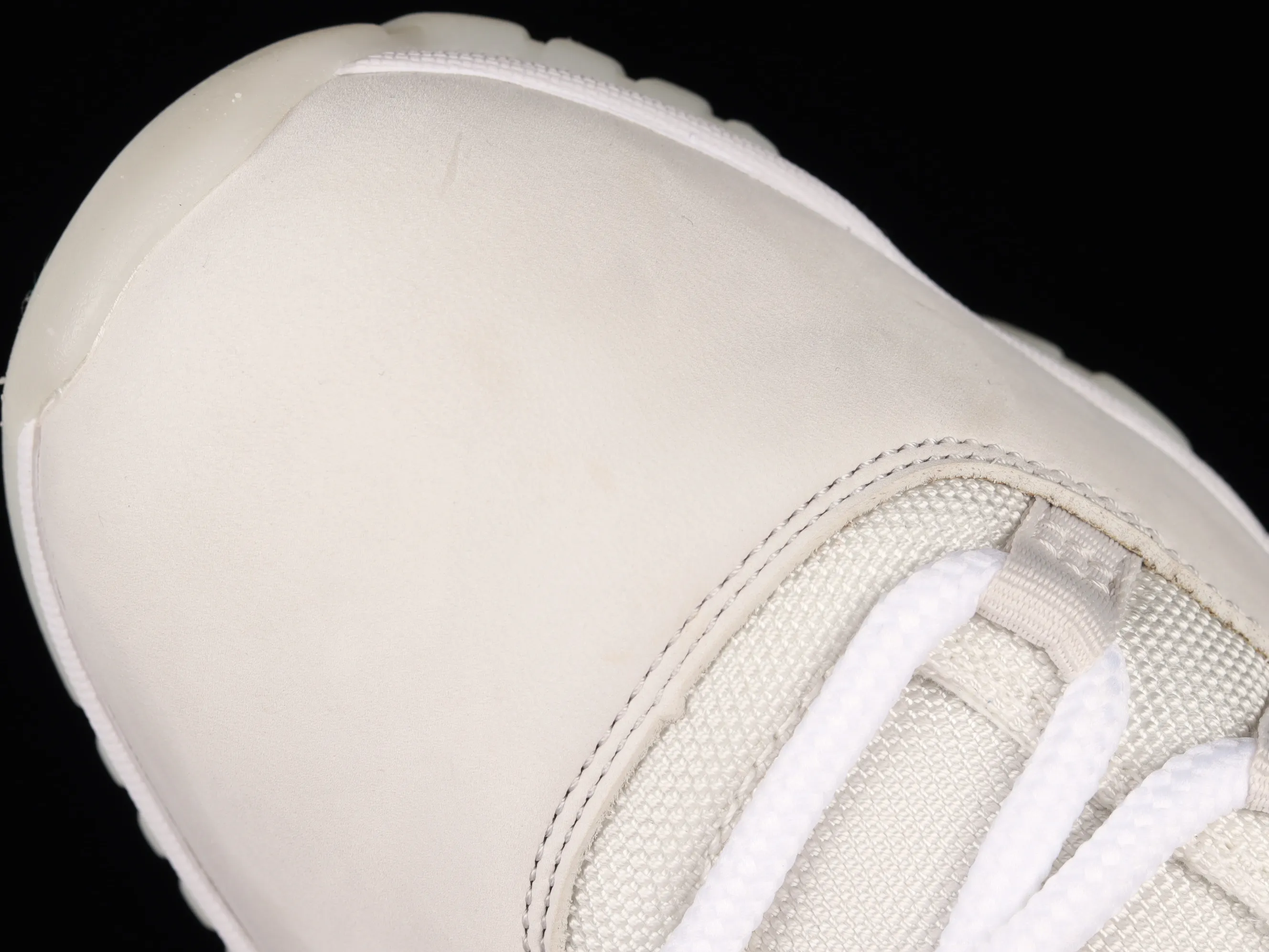 All categories Air Jordan Jordan series basketball shoes Air Jordan 11 F version Air Jordan 11 "Platinum Tint" AJ11 Joe 11 Bugs Bunny 378037-016